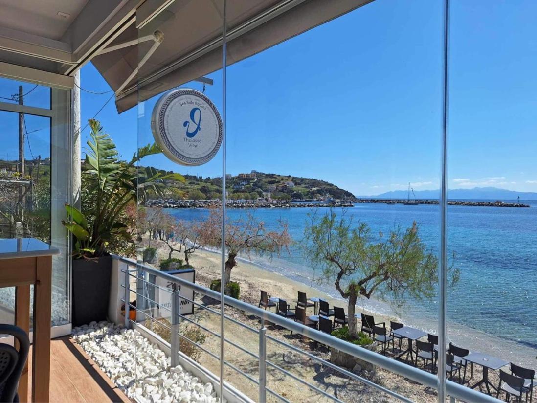 אגיוי אפוסטולי Thalassa View מראה חיצוני תמונה