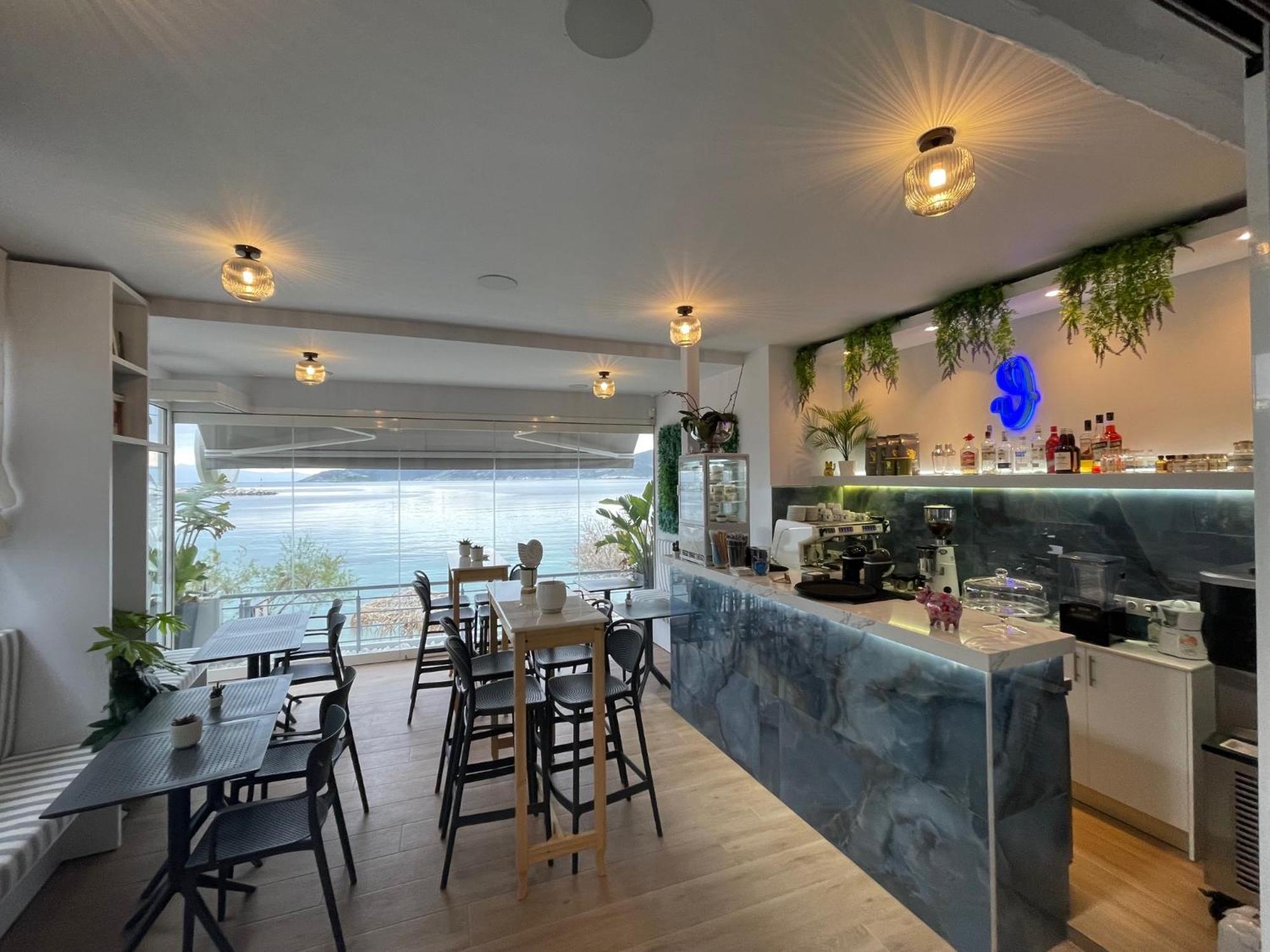 אגיוי אפוסטולי Thalassa View מראה חיצוני תמונה